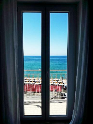 Waterfront Apt Ladispoli Buitenkant foto